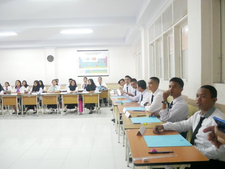 Rangkaian kegiatan Achievement Motivation Training (AMT) SMK SMAK Makassar
